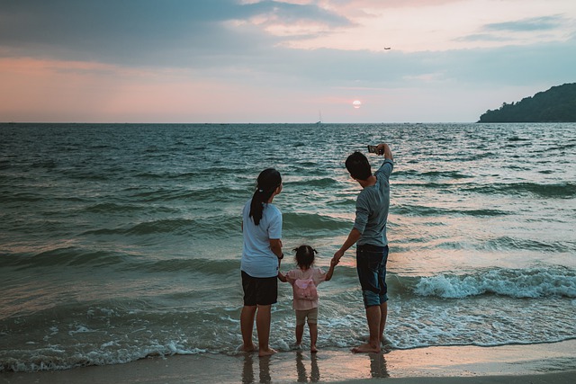 בדרך לחופשה המשפחתית: 5 פעילויות יצירה לילדים - שמתאימות לנסיעה ארוכה