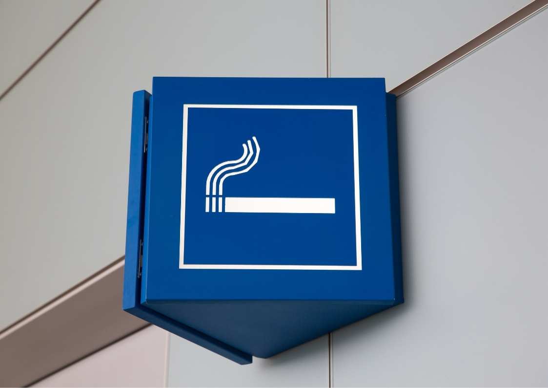 יורדים לאילת? אלו המקומות שמותר לכם לעשן בהם